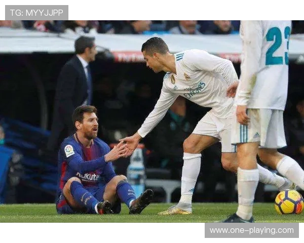 足球巨星风采：从梅西到C罗，探寻传奇球员背后的成功之路